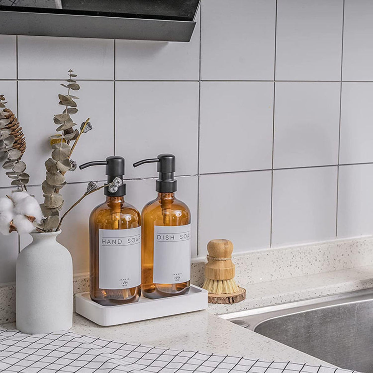 16 oz Amber Glass Soap Dispenser Set with 304 Stainless Steel Pumps – 480ml Refillable Kitchen Dish & Hand Soap Dispenser Bottles with White Catch Tray & Waterproof Labels