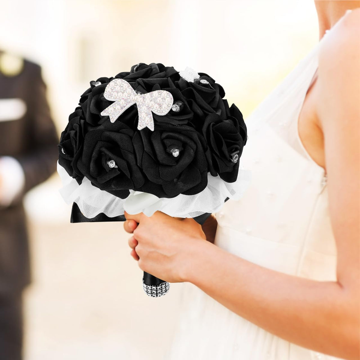 Artificial Flower Bouquet Bridal Bouquet for Bride Wedding Fake for Ceremony Bridal Shower Engagement Party Simulated Flowers Home Decor 9.44 X 6.29 X 6.29 in