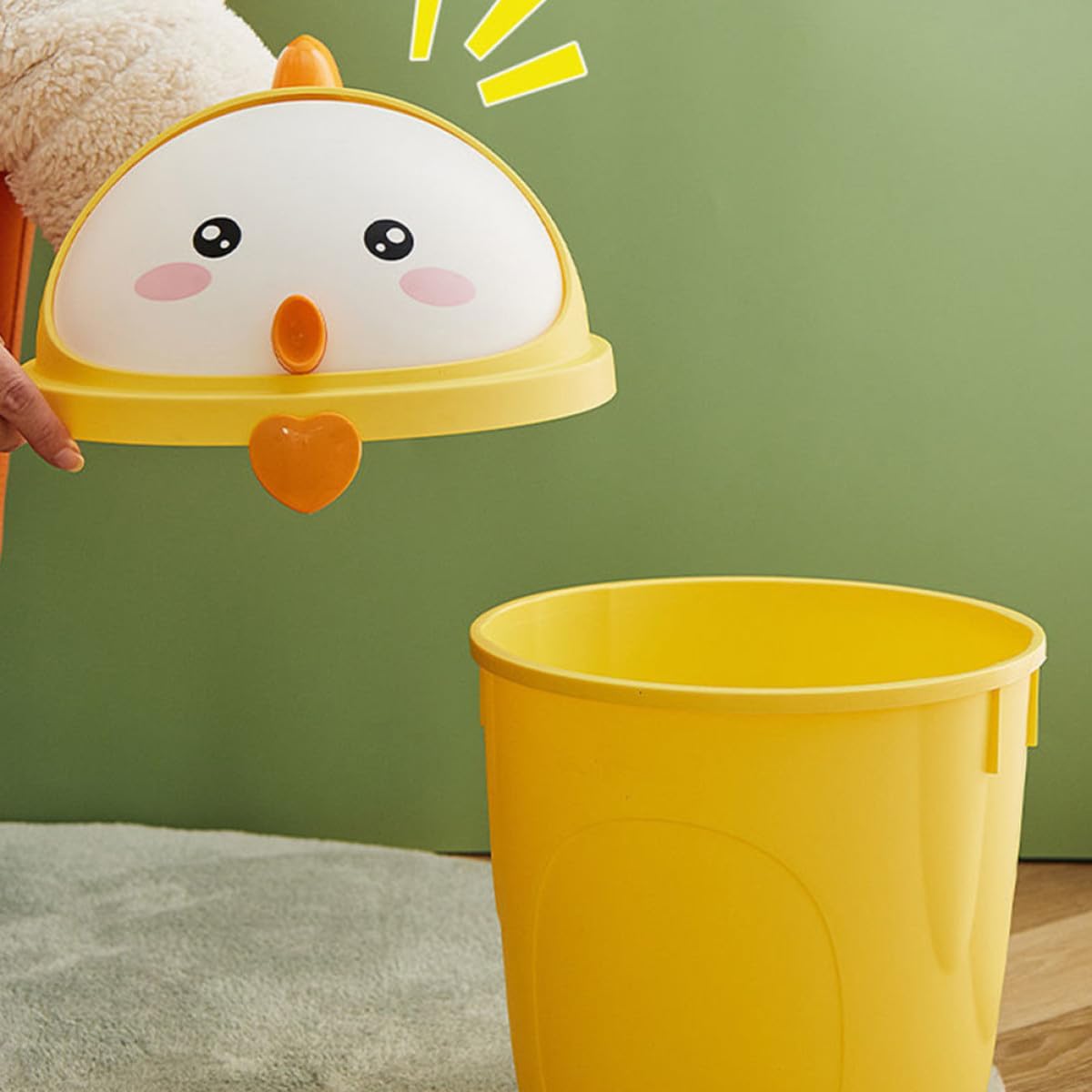 Cute Chick Shaped Small Trash Can with Lid for Office Desk PP Plastic Build, Compact Yellow Design, Keeps Tissues and Wrappers Tidy in Playrooms