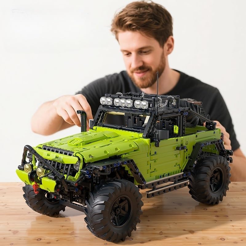 Wrangler 1:8 Off-Road Building Blocks, 2,357-Piece 4x4 SUV Model Kit