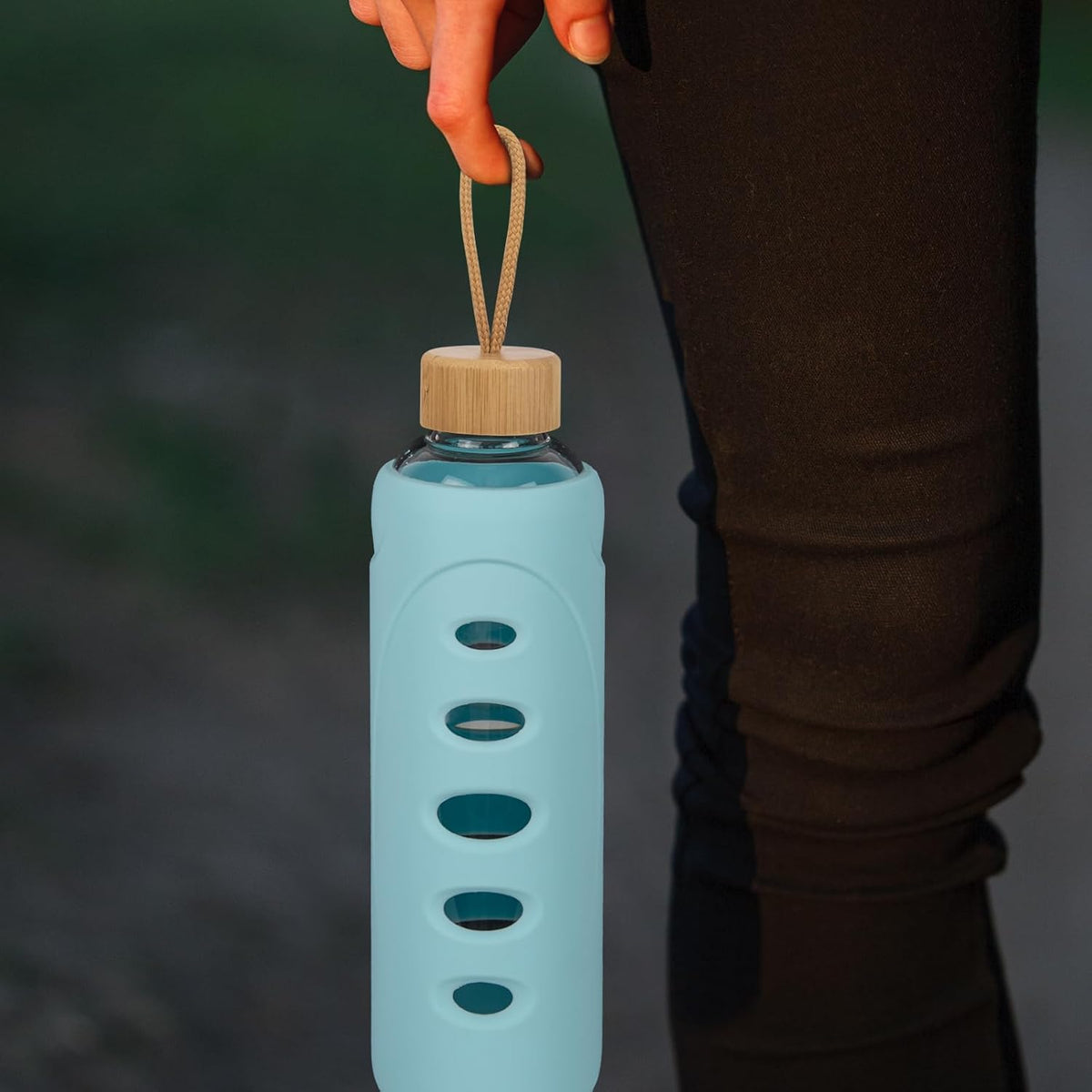 32 oz Narrow Mouth Glass Water Bottle with Windowed Silicone Sleeve