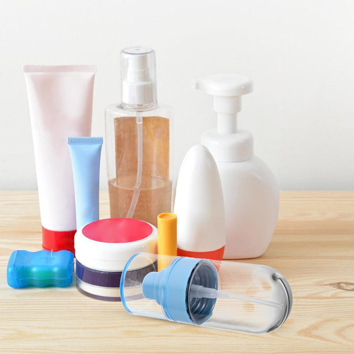 5pcs Blue 50ml Refillable Spray Bottle Fine Mist for Home Use Portable Lightweight Reusable Plastic, Compact Atomizer for Skincare, Hair Oil, Toner, and Professional Use