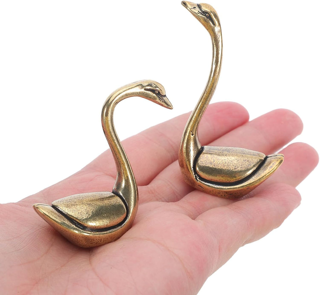 2pcs Antique Swan Figurines: Brass Swan Statues, Decorative Animal Centerpiece Ornaments for Coffee Table, Office or Living Room