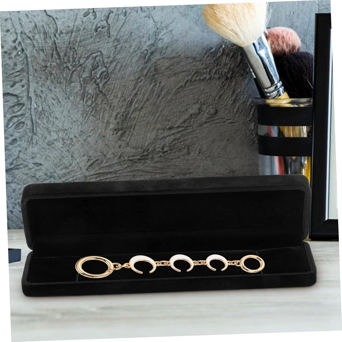Jewelry Box for Necklace and Bracelet Display 2pcs Black Lint Simple Jewelry Storage, Easy to Carry, for Jewelry Store and Engagement Presentation