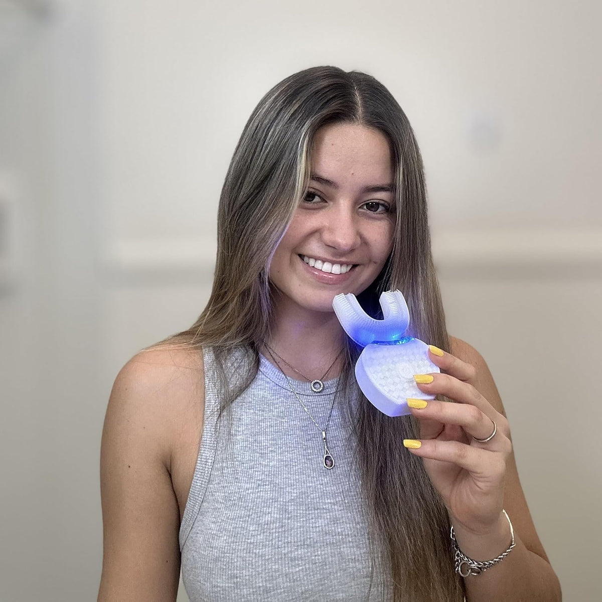 U-Shaped Electric Toothbrush for Adults – 360° Automatic Sonic Teeth Whitening Cleaner with Food-Grade Silicone Brush Head, Blue Light Whitening & IPX7 Waterproof Rechargeable Design
