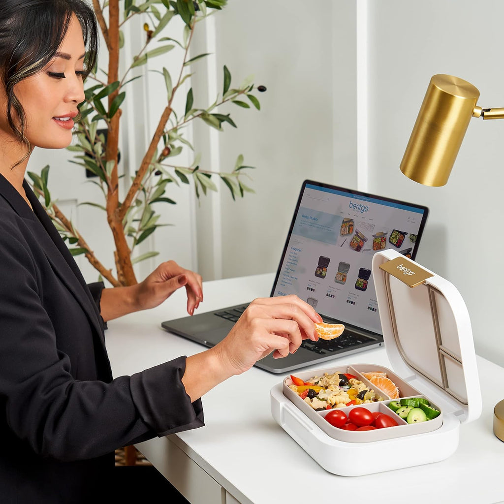 Modern Bento-Style Lunch Box Set With Reusable Snack Cup