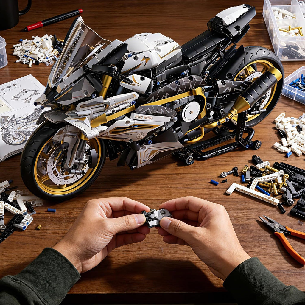 Chodia 1:5 Motorcycle Building Set, 2,078-Piece Large-Scale Model
