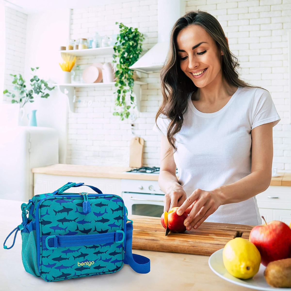 Prints Insulated Lunch Bag Set With Kids Bento-Style Lunch Box (Shark)