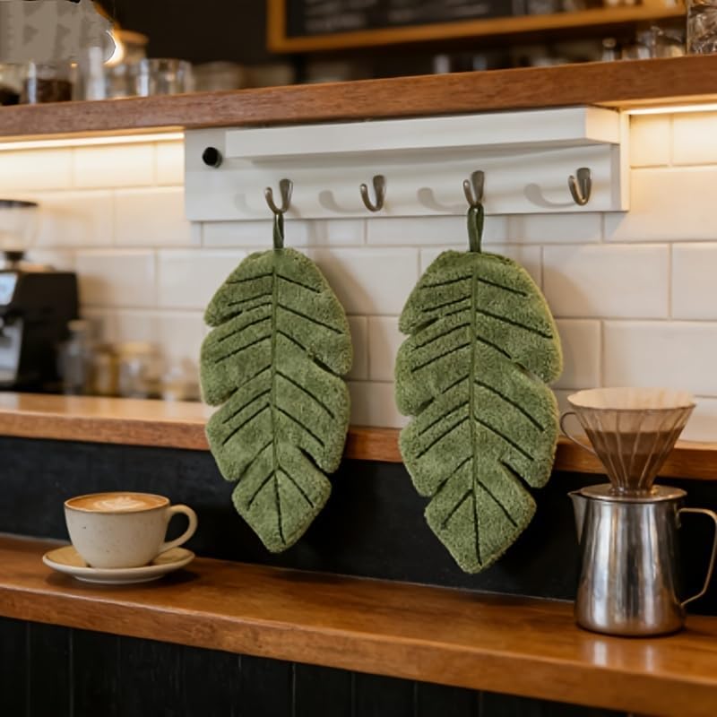 Banana Leaf Pattern Coral Velvet Hand Towel, Soft Absorbent Towel for Bathroom, Kitchen & Home Decor
