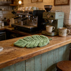 Banana Leaf Pattern Coral Velvet Hand Towel, Soft Absorbent Towel for Bathroom, Kitchen & Home Decor